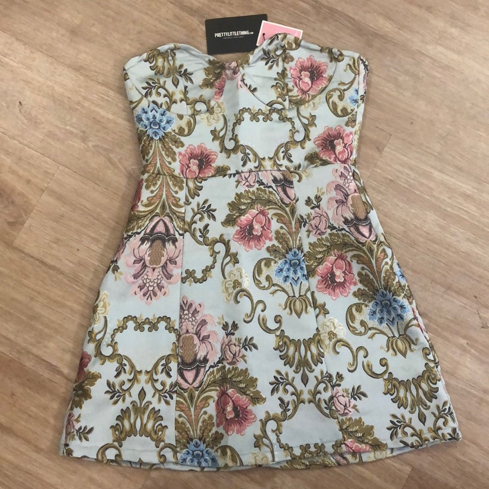 Pretty Little Thing strapless dress with Tags